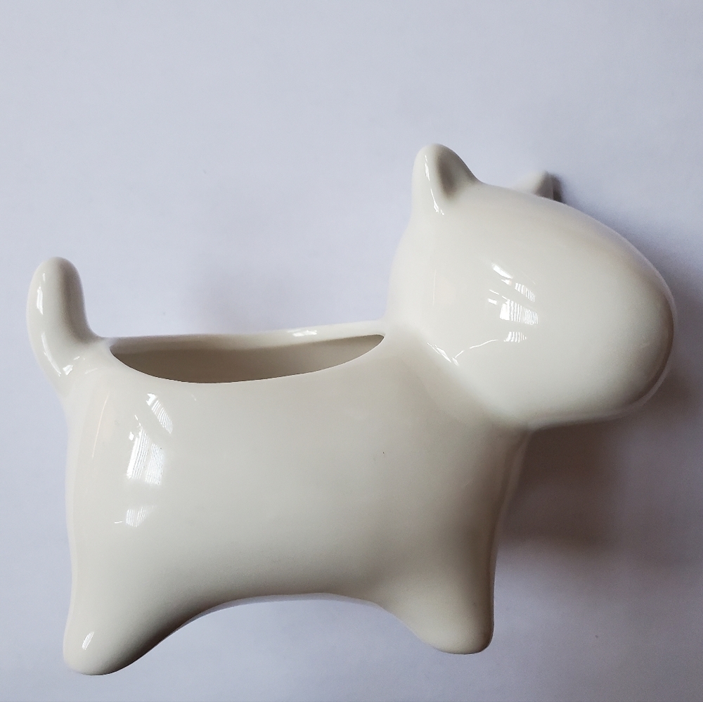 Vintage White Ceramic Animal/ Cat 4.5"